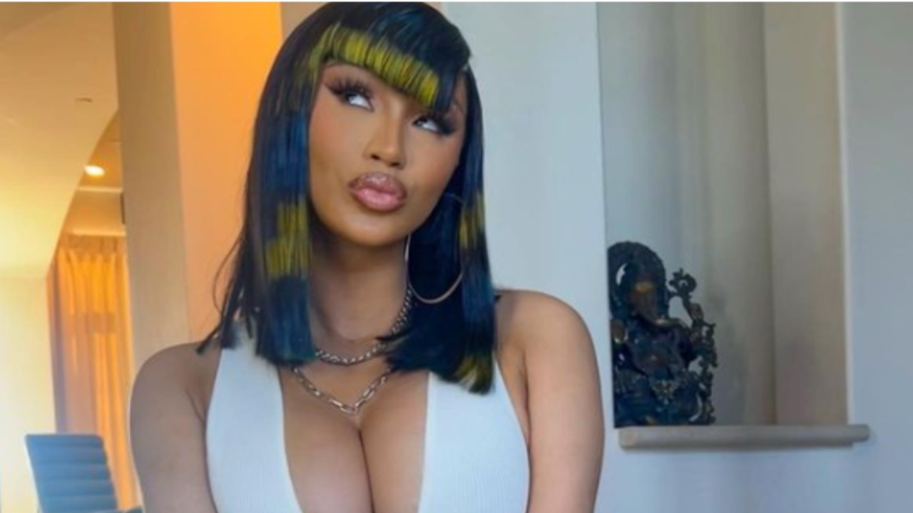 Cardi B ( Instagram  )