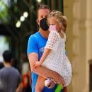 Whose call made Bradley Cooper rush out of the press conference mid-session? Answered Whose call made Bradley Cooper rush out of the press conference mid-session? Answered